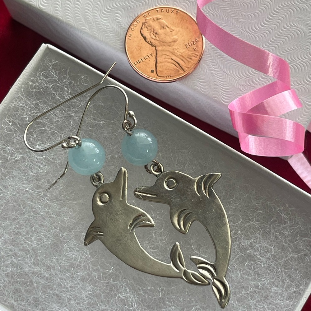 Cutie boho Sterling silver dolphin earrings. - Picture 1 of 6
